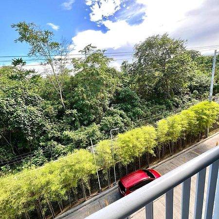 Davao Condo 2Br Pool Wifi Netflix Kültér fotó